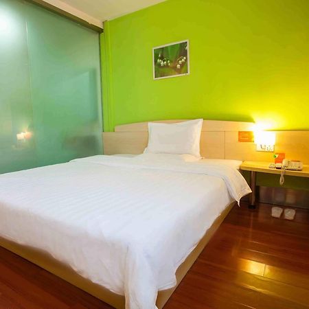 7Days Inn Zixing Dongjianghu 部屋 写真